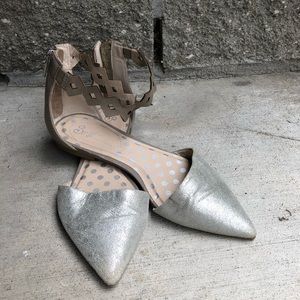 Seychelles + Corey Lynn Calter silver flats - Sz 8